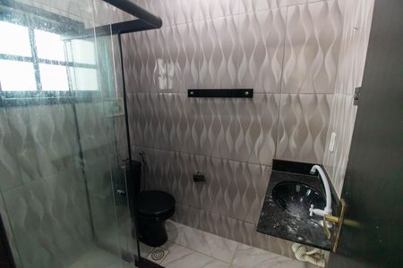 Casa para alugar com 90m², 2 quartos e 2 vagasBanheiro da Suíte