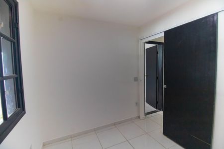 Casa para alugar com 90m², 2 quartos e 2 vagasQuarto 