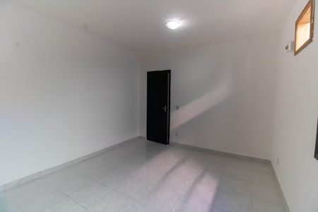 Casa para alugar com 90m², 2 quartos e 2 vagasSuíte 