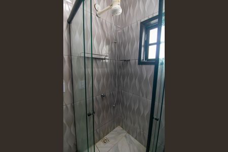 Banheiro da Suíte de casa para alugar com 2 quartos, 90m² em Piratininga, Niterói