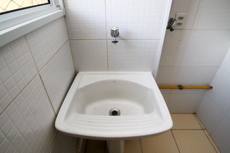 Apartamento para alugar com 46m², 2 quartos e 1 vaga Apartamento para alugar com 46m², 2 quartos e 1 vagaLavanderia