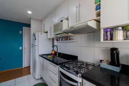 Cozinha de apartamento à venda com 2 quartos, 47m² em Jardim Bela Vista, Guarulhos