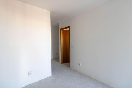 Sala de apartamento à venda com 2 quartos, 55m² em Jardim Aida, Guarulhos