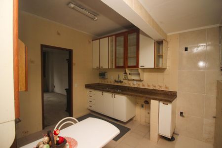 Cozinha de apartamento à venda com 3 quartos, 141m² em Centro Histórico, Porto Alegre