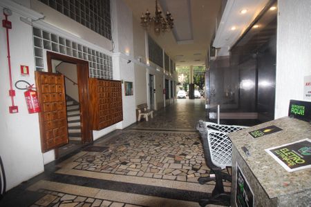 Área comum - Hall de entrada de apartamento à venda com 3 quartos, 141m² em Centro Histórico, Porto Alegre