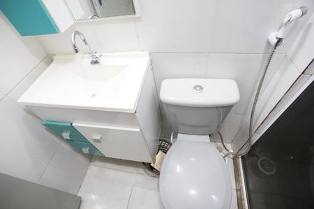 Banheiro Social de apartamento para alugar com 2 quartos, 50m² em Pechincha, Rio de Janeiro