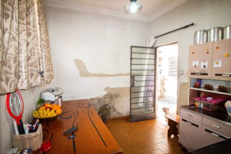 Casa à venda com 336m², 3 quartos e 6 vagas Casa à venda com 336m², 3 quartos e 6 vagasCozinha