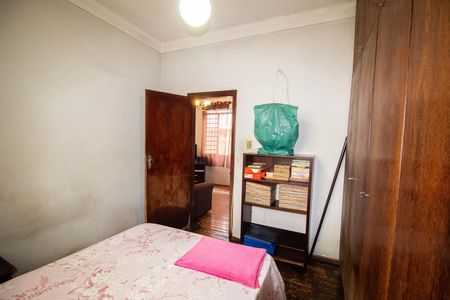 Casa à venda com 336m², 3 quartos e 6 vagas Casa à venda com 336m², 3 quartos e 6 vagasQuarto 01