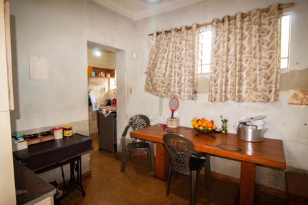 Cozinha de casa à venda com 3 quartos, 336m² em Lagoinha, Belo Horizonte