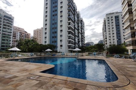 Área comum - Piscina de apartamento à venda com 2 quartos, 72m² em Barra Olímpica, Rio de Janeiro