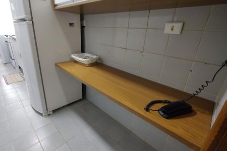Cozinha  de apartamento à venda com 2 quartos, 72m² em Barra Olímpica, Rio de Janeiro