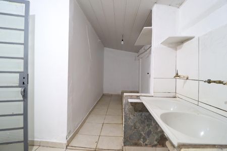 Área de Serviço de casa para alugar com 3 quartos, 159m² em Santa Mônica, Uberlândia