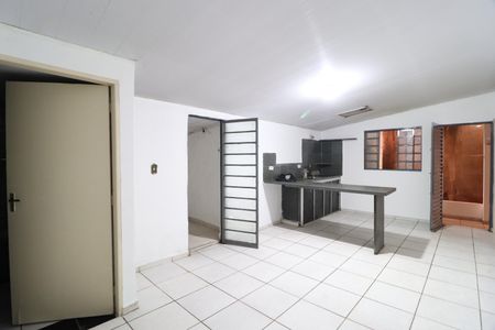Cozinha de casa para alugar com 3 quartos, 159m² em Santa Mônica, Uberlândia