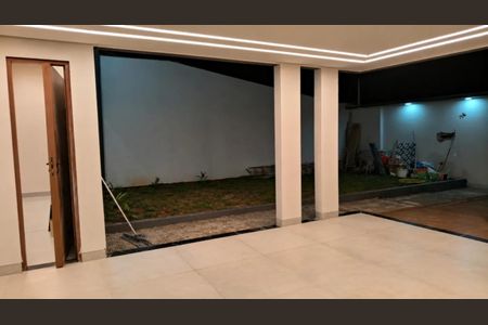Casa para alugar com 150m², 3 quartos e 4 vagas Casa para alugar com 150m², 3 quartos e 4 vagasÁrea comum