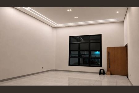 Casa para alugar com 150m², 3 quartos e 4 vagas Casa para alugar com 150m², 3 quartos e 4 vagasSala