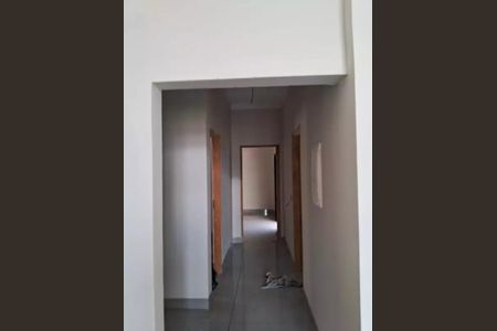 Casa para alugar com 150m², 3 quartos e 4 vagas Casa para alugar com 150m², 3 quartos e 4 vagasCorredor