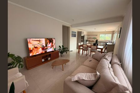 Casa de condomínio para alugar com 180m², 3 quartos e 2 vagas Casa de condomínio para alugar com 180m², 3 quartos e 2 vagasSala