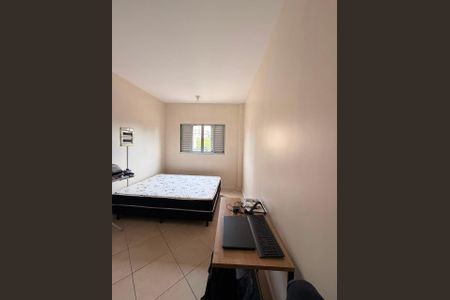 Casa de condomínio para alugar com 180m², 3 quartos e 2 vagas Casa de condomínio para alugar com 180m², 3 quartos e 2 vagasQuarto
