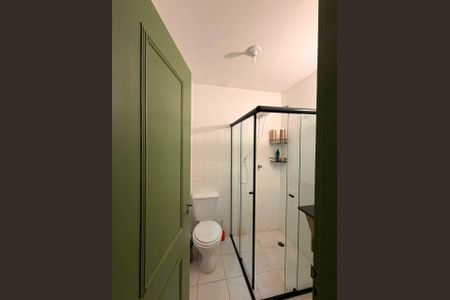 Casa de condomínio para alugar com 180m², 3 quartos e 2 vagas Casa de condomínio para alugar com 180m², 3 quartos e 2 vagasBanheiro