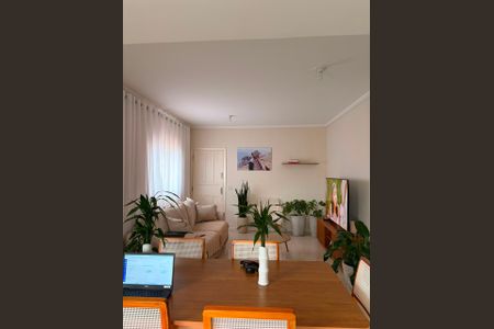 Sala de casa de condomínio para alugar com 3 quartos, 180m² em Vila Oliveira, Mogi das Cruzes