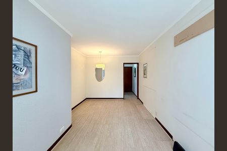 Apartamento para alugar com 134m², 2 quartos e 1 vaga Apartamento para alugar com 134m², 2 quartos e 1 vagaSala