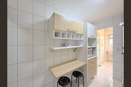 Apartamento para alugar com 134m², 2 quartos e 1 vaga Apartamento para alugar com 134m², 2 quartos e 1 vagaCozinha