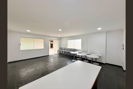 Apartamento para alugar com 134m², 2 quartos e 1 vaga Apartamento para alugar com 134m², 2 quartos e 1 vagaSalão de Festas