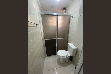 Banheiro de apartamento à venda com 2 quartos, 52m² em Jardim Martins Silva, São Paulo