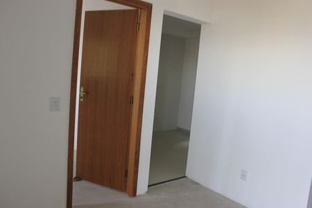 Sala  de apartamento à venda com 2 quartos, 55m² em Jardim Aida, Guarulhos