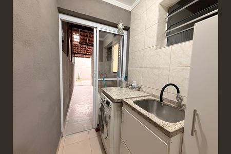 Área de Serviço de casa à venda com 2 quartos, 90m² em Medeiros, Jundiaí