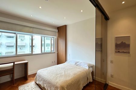 Apartamento à venda com 45m², 1 quarto e 1 vaga