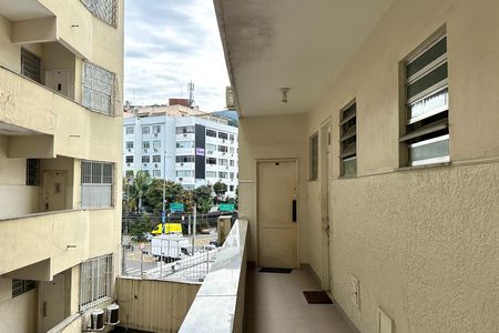 Apartamento à venda com 45m², 1 quarto e 1 vaga