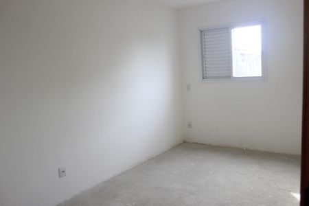 Suíte  de apartamento à venda com 2 quartos, 62m² em Jardim Aida, Guarulhos