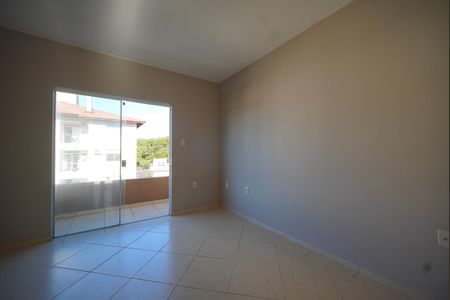Casa para alugar com 75m², 2 quartos e 1 vagaSuíte
