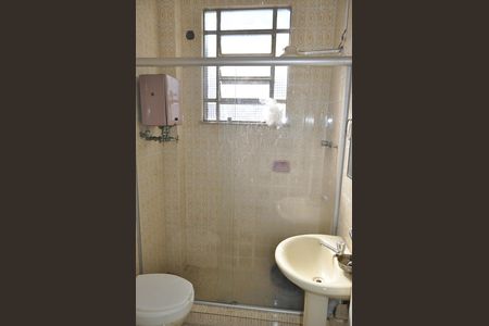 Banheiro de apartamento para alugar com 1 quarto, 55m² em Lins de Vasconcelos, Rio de Janeiro