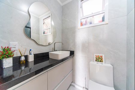 Apartamento à venda com 60m², 3 quartos e 1 vaga Apartamento à venda com 60m², 3 quartos e 1 vagaBanheiro