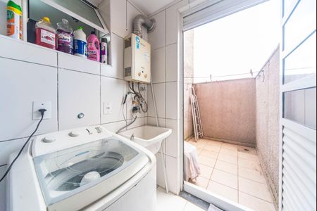 Apartamento à venda com 60m², 3 quartos e 1 vaga Apartamento à venda com 60m², 3 quartos e 1 vagaÁrea de Serviço