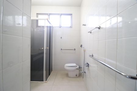 Apartamento para alugar com 230m², 3 quartos e 2 vagasBanheiro Social