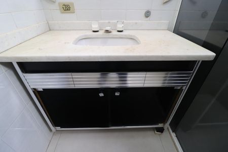 Apartamento para alugar com 230m², 3 quartos e 2 vagasBanheiro Social