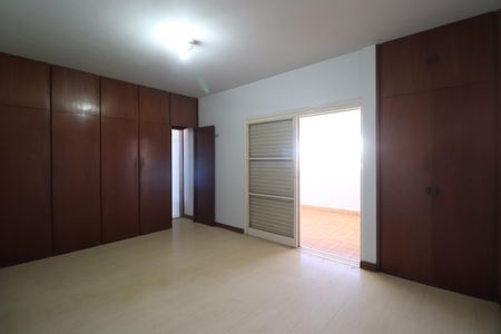 Apartamento para alugar com 230m², 3 quartos e 2 vagasQuarto 3 - Suíte