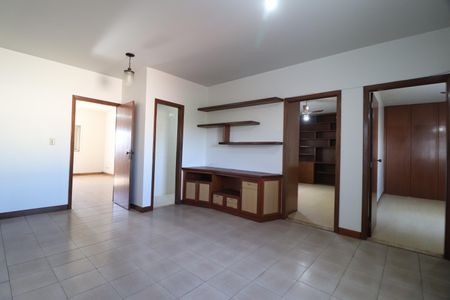 Apartamento para alugar com 230m², 3 quartos e 2 vagasSala 2