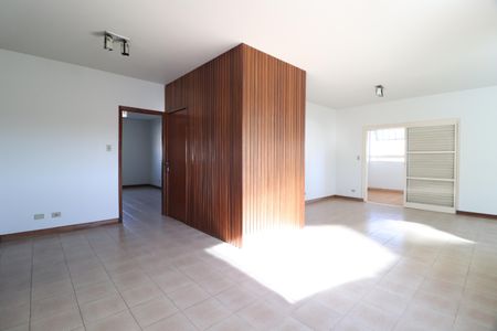 Apartamento para alugar com 230m², 3 quartos e 2 vagasSala
