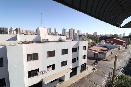 Apartamento para alugar com 230m², 3 quartos e 2 vagasVista