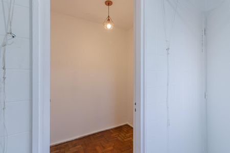 Quarto de Serviço de apartamento para alugar com 3 quartos, 100m² em Itaim Bibi, São Paulo