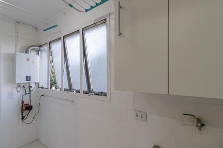 Área de Serviço de apartamento para alugar com 3 quartos, 100m² em Itaim Bibi, São Paulo