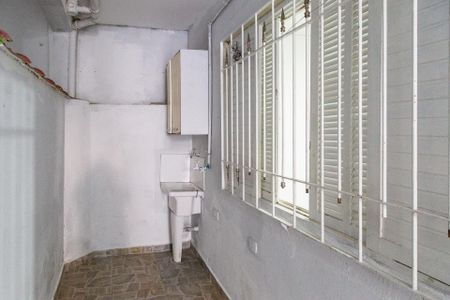 Casa para alugar com 50m², 1 quarto e sem vagaÁrea de Serviço