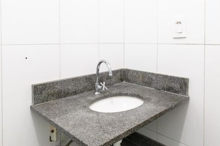 Casa para alugar com 50m², 1 quarto e sem vagaBanheiro