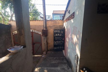 Vista da Sala de casa à venda com 1 quarto, 170m² em Campo Grande, Rio de Janeiro
