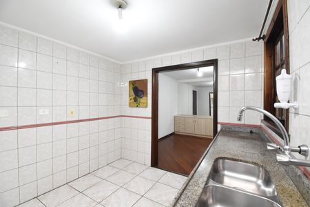 Casa à venda com 153m², 4 quartos e 2 vagasCozinha