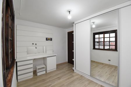 Casa à venda com 153m², 4 quartos e 2 vagasQuarto 2
